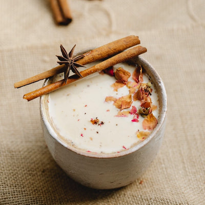 The Coziest Sustainable Vanilla Chai Latte Recipe
