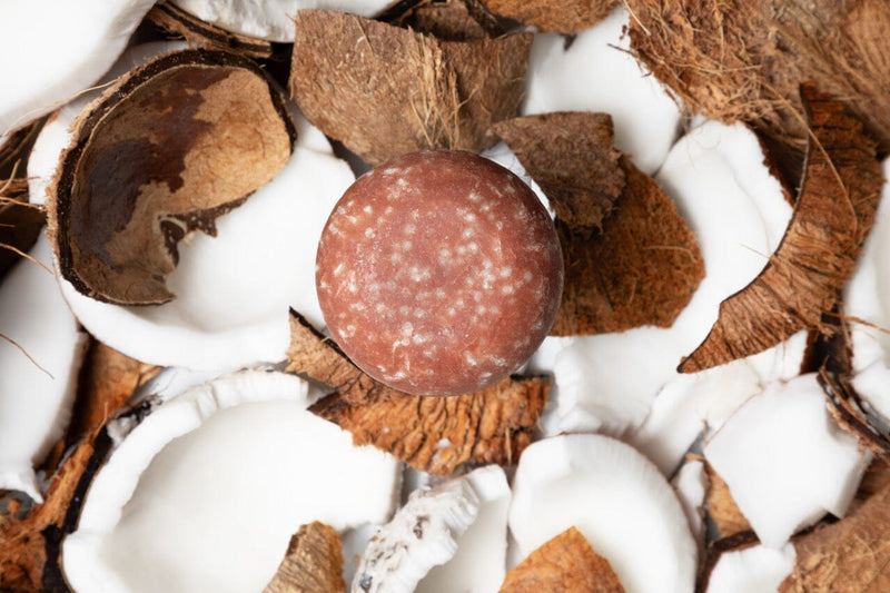 What’s Actually in Your Shampoo? A Clean-Ingredient Breakdown