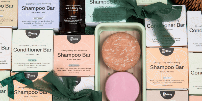 Your Guide to Conscious Gifting: How to Give Thoughtfully This Holiday Season