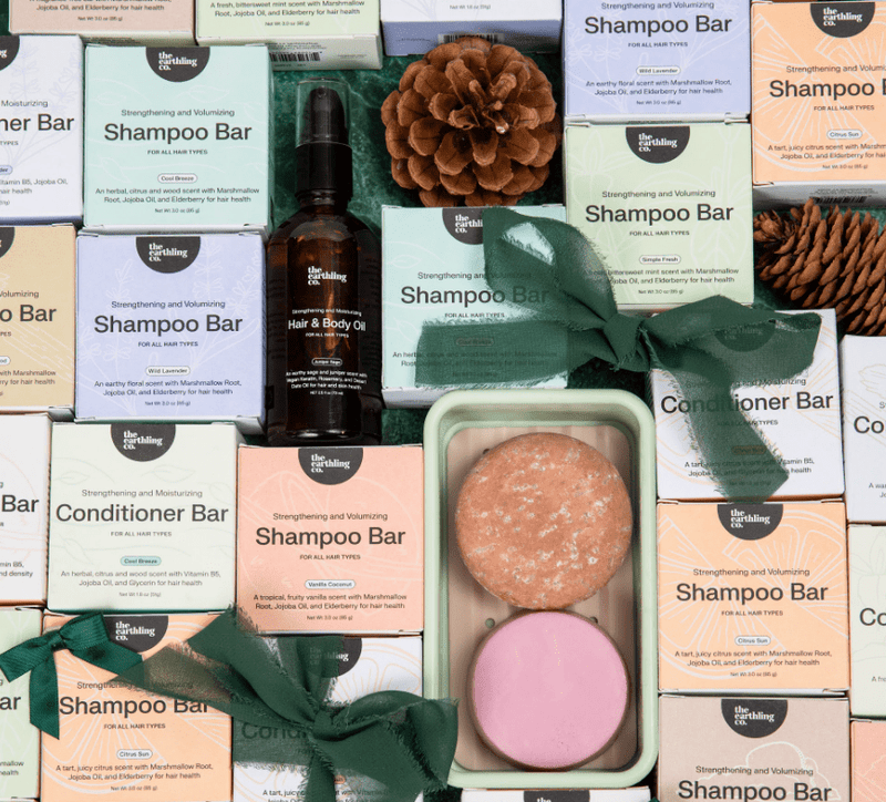 Your Guide to Conscious Gifting: How to Give Thoughtfully This Holiday Season